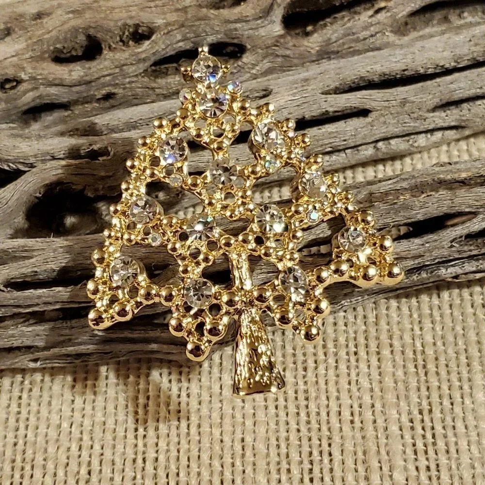 Classic Gold Austrian Crystal Christmas Tree Sweater Pin Brooch